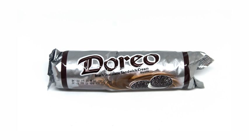 Doreo Black Chocolate Sandwich Cream Biscuits 140g