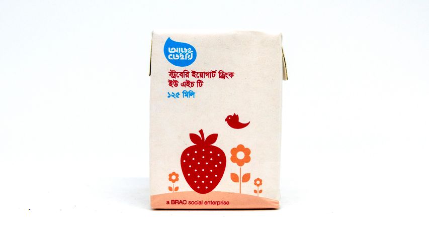 Aarong UHT Strawberry Yoghurt Drink 125ml