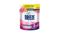 Breeze Liquid Detergent Refill Fragrance of Comfort 3.2kg