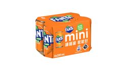 Fanta  Orange Flavoured Soda 200ml x 6 (The new and old packaging will be shipped out randomly)