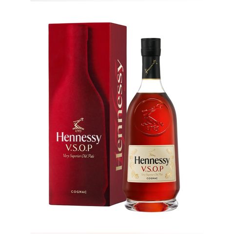 Hennessy V.S.O.P Privilège Cognac 700ml (The new and old packaging will be shipped out randomly)
