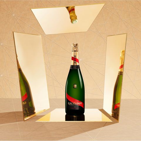G. H. Mumm Cordon Rouge Champagne NV 750ml (The new and old packaging will be shipped out randomly)