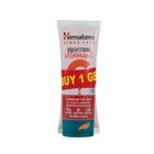 (Buy 1 & Get 1 Free) Himalaya Brightening Vitamin C Strawberry Face Wash 100ml