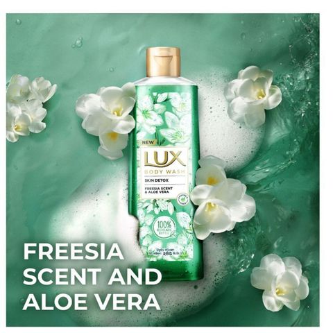 Lux Body Wash Freesia Scent & Aloe Vera 245ml