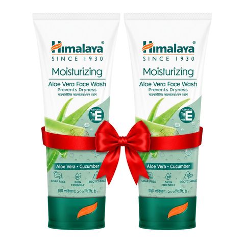 (Buy 1 & Get 1 Free) Himalaya Moisturizing Aloe Vera Face Wash 100ml