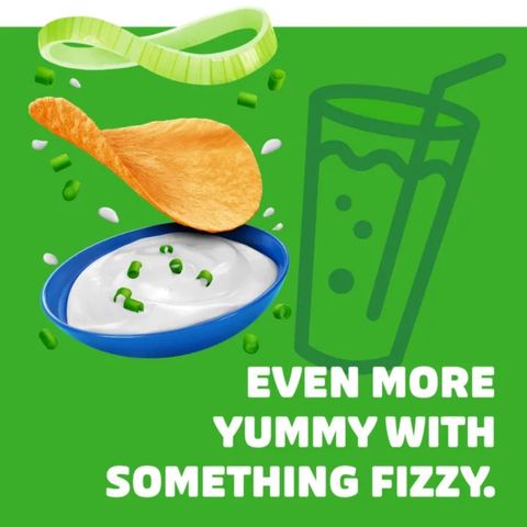 Pringles Sour Cream & Onion Potato Chips 134g