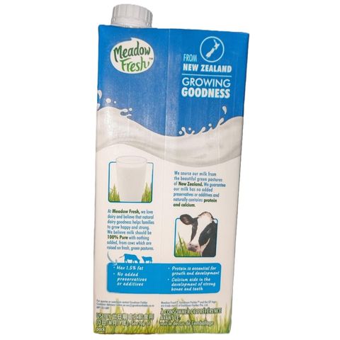 Meadow Fresh Pure Milk Low fat 1L