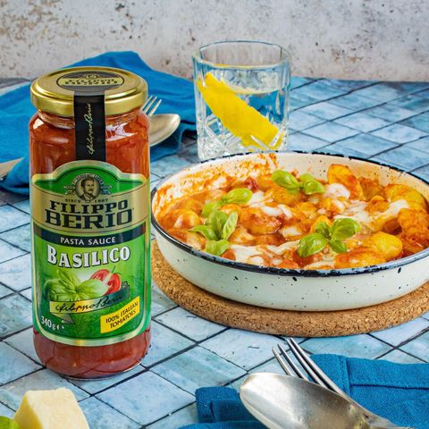 Filippo Berio Basil Pasta Sauce 340g