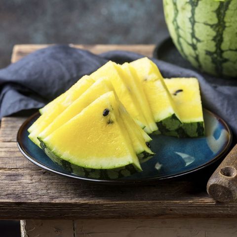 Dizon Farms Watermelon Black Beauty Yellow (Pakwan) 1.5kg-1.6kg