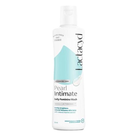 Lactacyd Pearl Intimate Feminine Wash Cleanser Brightening Soothing Comfort 250ml