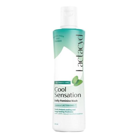 Lactacyd Cool Sensation Feminine Wash Cleanser Instant Cooling All-Day Freshness 250ml