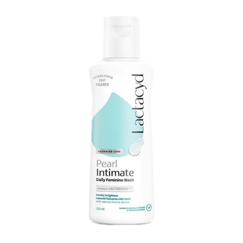 Lactacyd Pearl Intimate Feminine Wash Cleanser Brightening Soothing Comfort 150ml