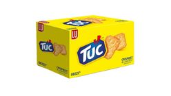 LU TUC (8 Snack Packets)