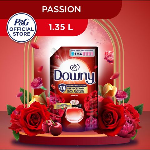 Downy Premium Parfum Passion Concentrate Fabric Softener Refill 1.35L