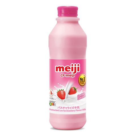 Meiji Strawberry Milk 830ml (Recyclable)