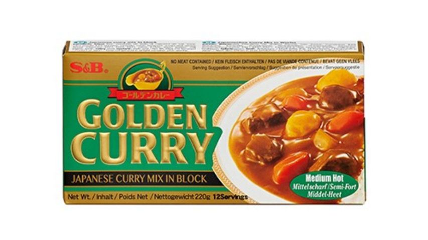 S&B Golden Curry Mix Medium Hot 220g