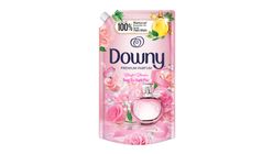 Downy Fabric Softener Refill - Blissful Blossom 1.35L