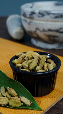 Small Cardamom (Choti Elaichi)  25g