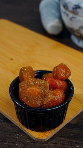 Dried Plums (Aaloo Bukhara)  100g