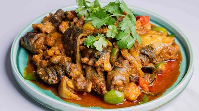 អាហារដ្ឋាន ចន្ទន៍ (បាត់ដំបង)