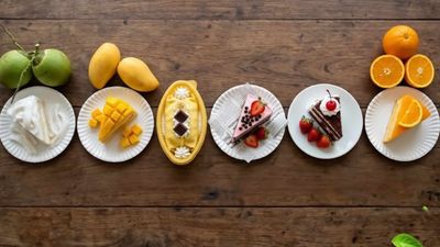 Nora Cake (ໂພນຕ້ອງຈອມມະນີ)