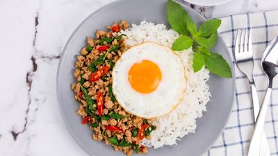 ຄົວແຊບເຈ້ປ໋ອງ 4 ແຍກຄອກງົວ
