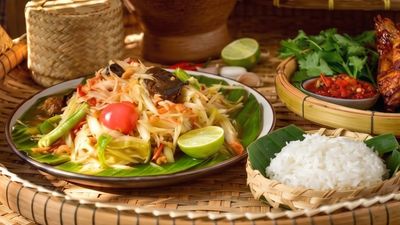 ရွှေရခိုင် ထိုင်း၊တရုတ်နှင့်ရခိုင်အစားစာ