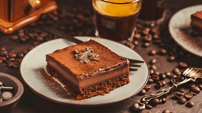 ဇွဲယံထူး Cafe & Bakery