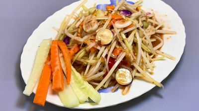 စားကြည့်လိုက် မွန်မလေးယိုးဒယားကွေ့တီယို၊အအေးနှင့်စားဖွယ်စုံ (ပြင်ဦးလွင်)