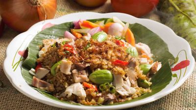 Mama pecel lele