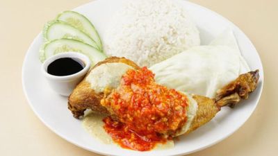 Ayam Gepuk Marvel (Mutiara Damansara)