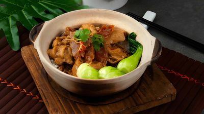 Kampar Claypot Chicken Rice