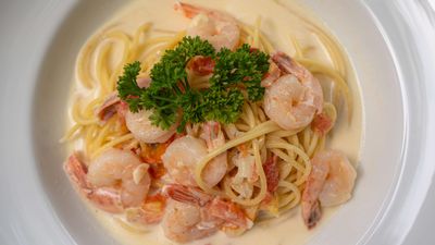 Embera Western Cafe 发财西餐厅 (The CaMp)