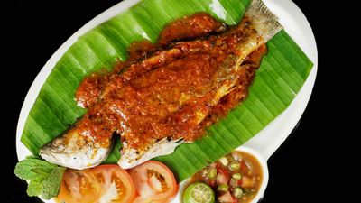 DNUR76 IKAN BAKAR & WESTERN (PD Waterfront)