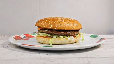 Momoy burger (Johor Bahru)