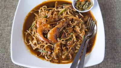 Penang Char Koey Teow (Kong Toa Loo Kopitiam 光頭佬咖啡店)