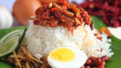 ALI & SITI Nasi Lemak Kukus Daun Pisang (Jenjarom)