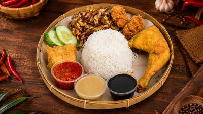 Ayam Gepuk Santoso (Bandar Saujana Putra)