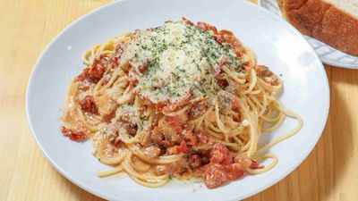 Pasta Panas (Taipan)