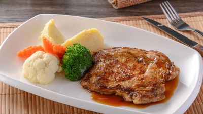 Mom's kitchen(Jalan Mutiara Emas)
