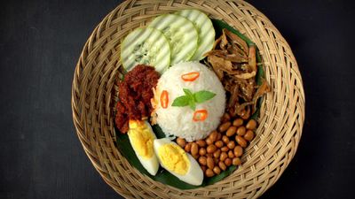 Nasi Lemak Akak Kantin (Chukai)