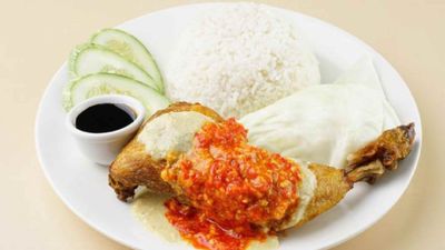 Ayam Gepuk Marvel (Kota Damansara)