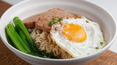 香港站 Hong Kong Station (一等茶餐室 Restoran Top 1 Kopitiam)