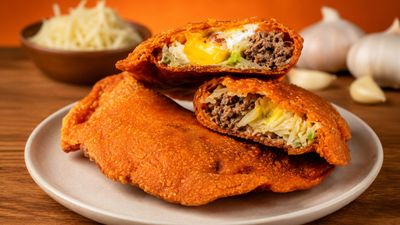 Baluan Ilocos Empanada - LRT Recto Station