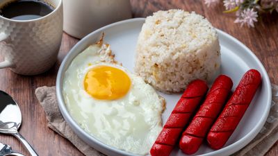 CJ's Lomi House - Minante Uno