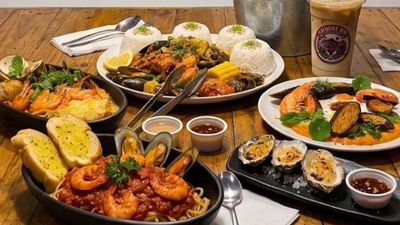 Seafoods Dinè - Bypass Road