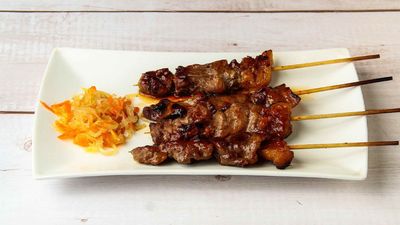 Paldo Lechon and Bbq - Mataas na Kahoy