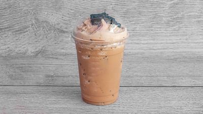 Dulce Mango Shake & Halo-Halo - Sauyo