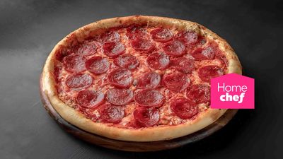 Unwrap & eat pizza