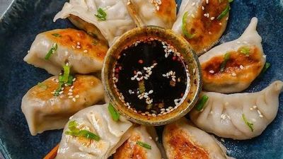 Momos Point